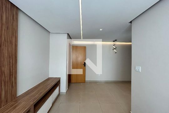 Apartamento à venda com 2 quartos, 74m² em Manacás, Belo Horizonte