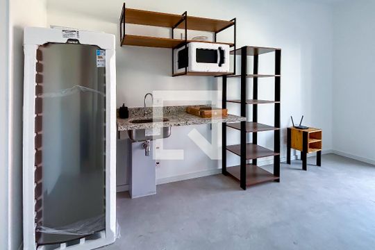 Kitnet/Studio para alugar com 1 quarto, 25m² em Pinheiros, São Paulo