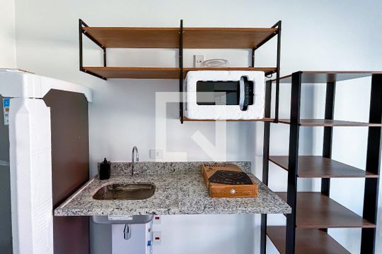 Kitnet/Studio para alugar com 1 quarto, 25m² em Pinheiros, São Paulo