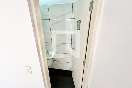 Lavabo de casa para alugar com 3 quartos, 226m² em Tucuruvi, São Paulo