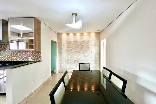 Casa para alugar com 3 quartos, 65m² em Santa Monica, Belo Horizonte