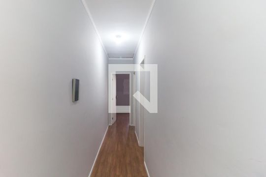 Corredor de casa para alugar com 3 quartos, 160m² em Jardim Planalto, Mogi das Cruzes