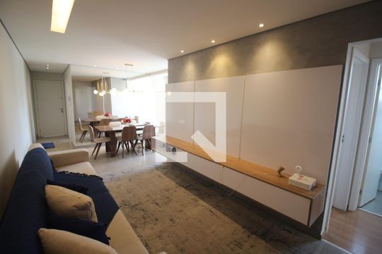 Apartamento à venda com 3 quartos, 79m² em Cabral, Contagem