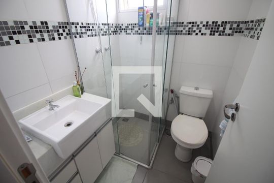 Suite Quarto 1 de apartamento à venda com 3 quartos, 79m² em Cabral, Contagem