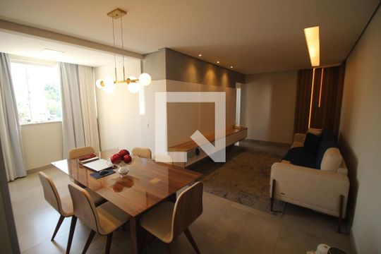 Apartamento à venda com 3 quartos, 79m² em Cabral, Contagem