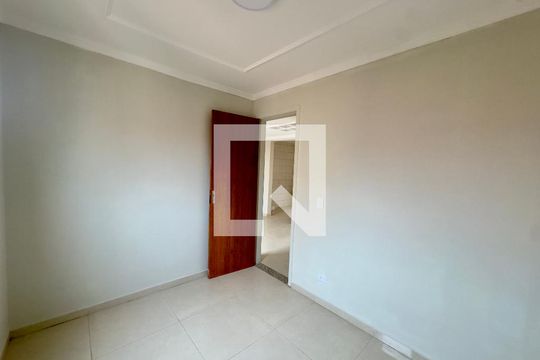 Quarto 1 de apartamento para alugar com 2 quartos, 48m² em Residencial Doraly I, Guarulhos