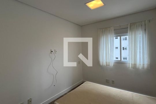 Quarto  de apartamento para alugar com 2 quartos, 64m² em Pompéia, Santos