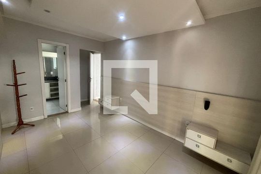 Quarto 2 de casa à venda com 3 quartos, 250m² em Vl Sto Agostinho, Porto Alegre