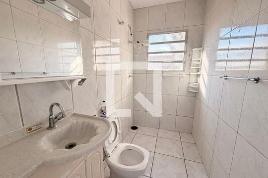 Banheiro Social - Casa 1 de casa à venda com 1 quarto, 234m² em Parque Residencial Almerinda Chaves, Jundiaí