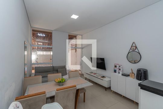 Casa à venda com 2 quartos, 61m² em Parque Residencial Salerno (nova Veneza), Sumaré
