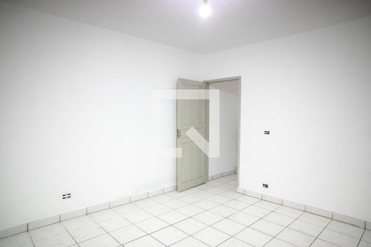 Quarto 1 de casa para alugar com 2 quartos, 100m² em São João Climaco, São Paulo