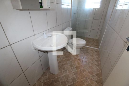 Banheiro de casa para alugar com 3 quartos, 80m² em Jardim Cruzeiro do Sul, São José dos Campos