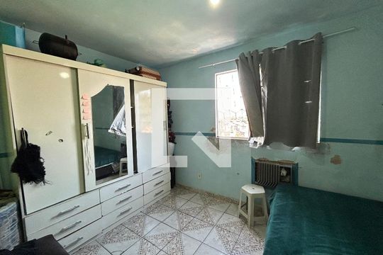 Quarto 1 de apartamento para alugar com 2 quartos, 51m² em Guadalupe, Rio de Janeiro