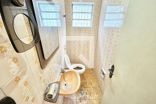 Lavabo de casa à venda com 5 quartos, 125m² em Jardim Peri, São Paulo