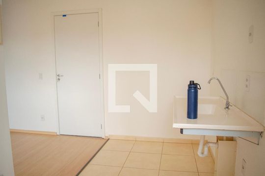 Apartamento para alugar com 2 quartos, 42m² em Residencial Bethel, Goiânia