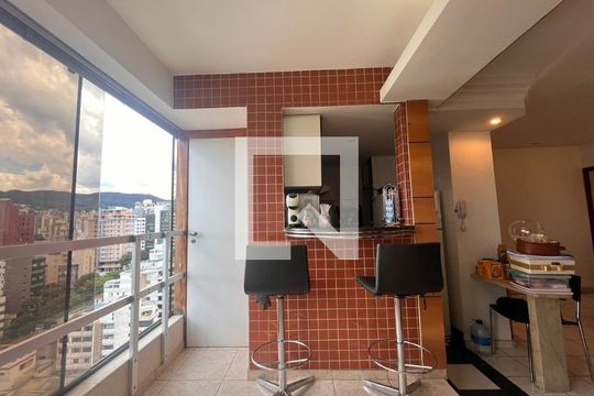 Cozinha de apartamento para alugar com 1 quarto, 89m² em São Pedro, Belo Horizonte