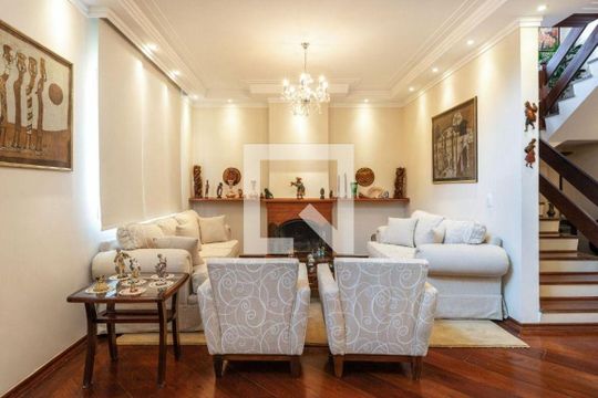 Casa à venda com 6 quartos, 500m² em Cidade São Francisco, São Paulo