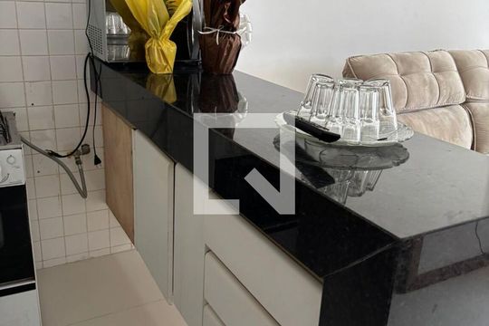 Sala de apartamento para alugar com 1 quarto, 68m² em Pituba, Salvador
