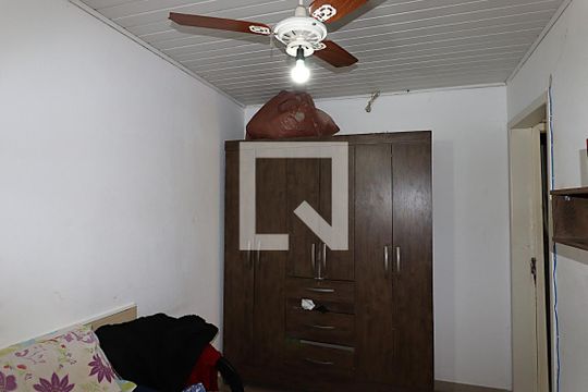 Quarto 1 de casa à venda com 2 quartos, 80m² em Jardim Carvalho, Porto Alegre