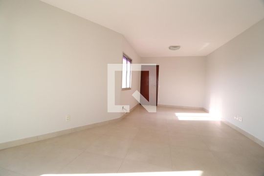 Sala de apartamento para alugar com 3 quartos, 131m² em Martins, Uberlândia