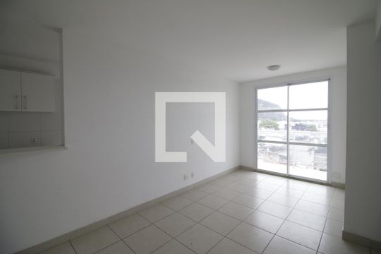 Apartamento à venda com 2 quartos, 61m² em Anil, Rio de Janeiro