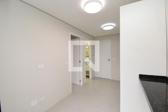 Studio de kitnet/studio para alugar com 1 quarto, 28m² em Centro, Curitiba