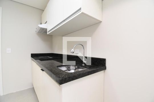 Studio de kitnet/studio para alugar com 1 quarto, 28m² em Centro, Curitiba