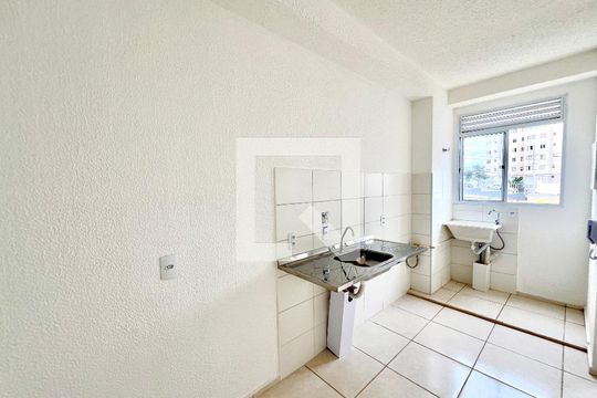 Cozinha e Área de Serviço de apartamento para alugar com 2 quartos, 55m² em Mantiqueira, Belo Horizonte