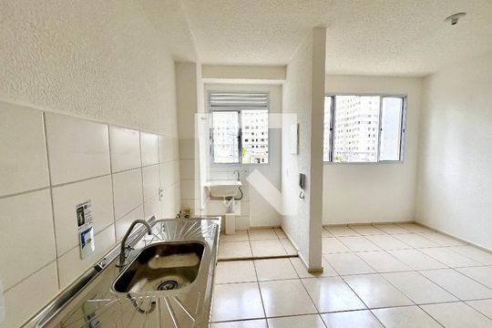 Cozinha e Área de Serviço de apartamento para alugar com 2 quartos, 55m² em Mantiqueira, Belo Horizonte
