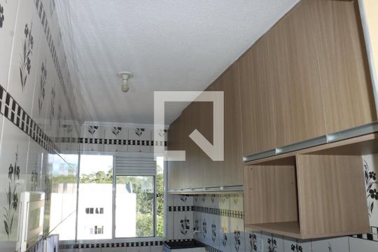 Apartamento para alugar com 2 quartos, 43m² em Jardim Isis, Cotia