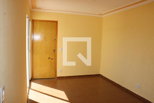 Apartamento para alugar com 2 quartos, 43m² em Jardim Isis, Cotia