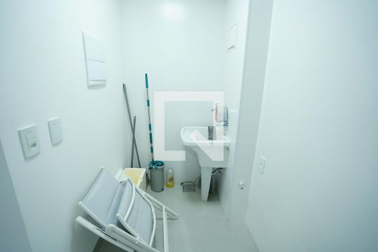 Apartamento à venda com 2 quartos, 66m² em Setor Bueno, Goiânia