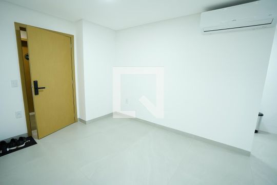 Apartamento à venda com 2 quartos, 66m² em Setor Bueno, Goiânia