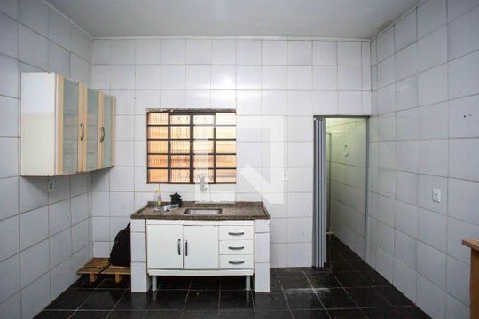 Sala/Cozinha de casa para alugar com 1 quarto, 25m² em Casa Grande, Diadema