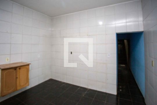 Sala/Cozinha de casa para alugar com 1 quarto, 25m² em Casa Grande, Diadema