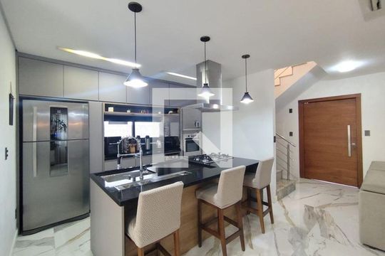 Casa de Condomínio para alugar com 5 quartos, 330m² em Vila Augusta, Viamão
