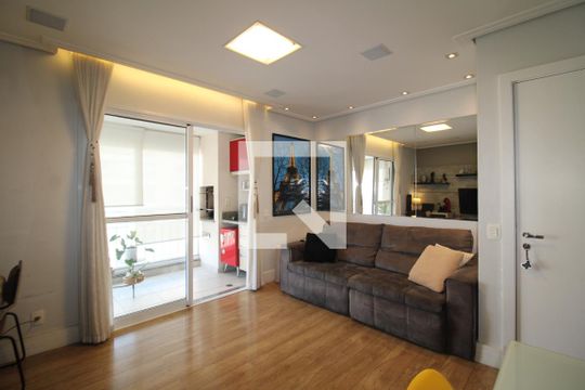 Sala de casa à venda com 3 quartos, 78m² em Jardim Pereira Leite, São Paulo