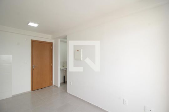 Sala de apartamento para alugar com 2 quartos, 38m² em Lapa de Baixo, São Paulo