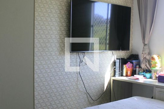 Quarto 1 de apartamento à venda com 2 quartos, 44m² em Jardim Las Vegas, Guarulhos