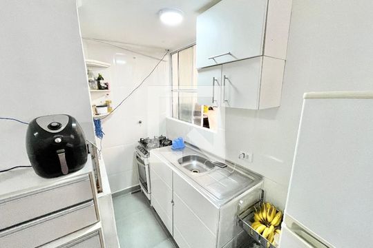 Sala/Cozinha de casa para alugar com 7 quartos, 379m² em Lauzane Paulista, São Paulo
