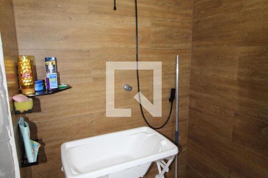 Banheiro 1 de casa para alugar com 3 quartos, 300m² em Bosque dos Eucaliptos, São José dos Campos
