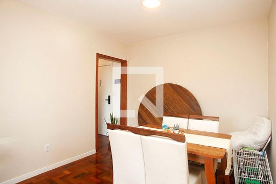 Sala de apartamento à venda com 2 quartos, 71m² em Santana, Porto Alegre