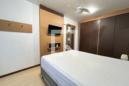 Apartamento para alugar com 1 quarto, 59m² em Centro, Florianópolis