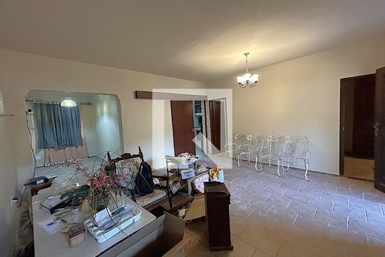 Sala de casa para alugar com 2 quartos, 500m² em Piedade, Rio de Janeiro