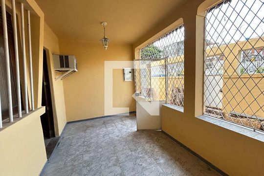 Varanda de casa para alugar com 2 quartos, 500m² em Piedade, Rio de Janeiro