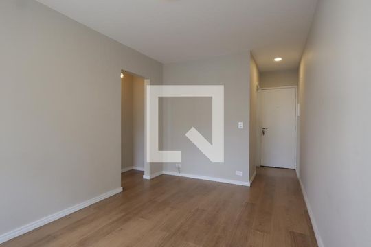 Sala de apartamento para alugar com 1 quarto, 40m² em Vila Andrade, São Paulo