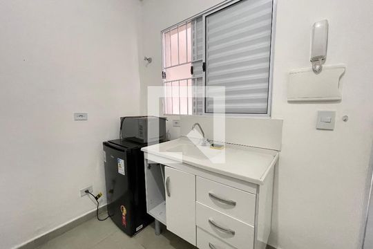 Kitnet de kitnet/studio para alugar com 1 quarto, 10m² em Rio Pequeno, São Paulo