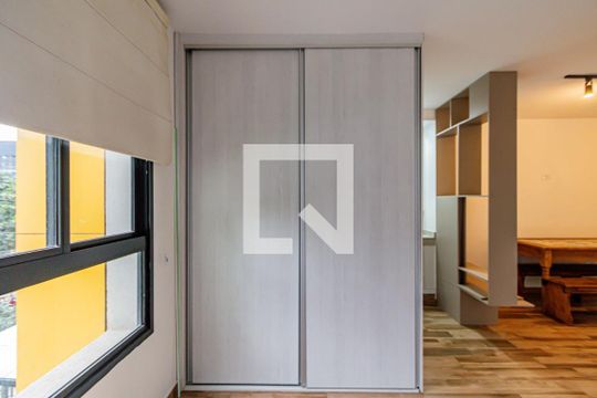 Quarto de kitnet/studio para alugar com 1 quarto, 60m² em Perdizes, São Paulo