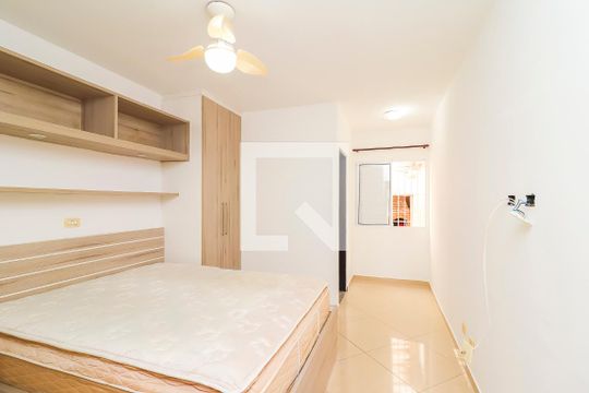 Quarto 1 - Suíte de casa para alugar com 2 quartos, 150m² em Parque Cruzeiro do Sul, São Paulo