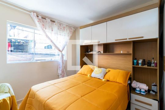 Suíte 1 de casa à venda com 2 quartos, 70m² em Jardim Peri, São Paulo